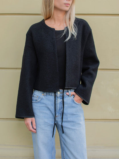 Casualowy look z wełnianą marynarką ASIDE GIGI.