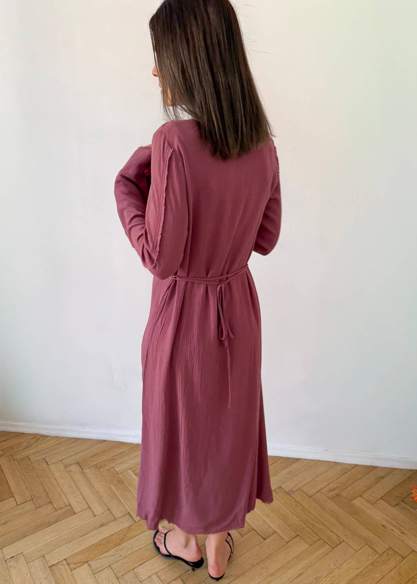 Sukienka Holly Aside – ujęcie 4