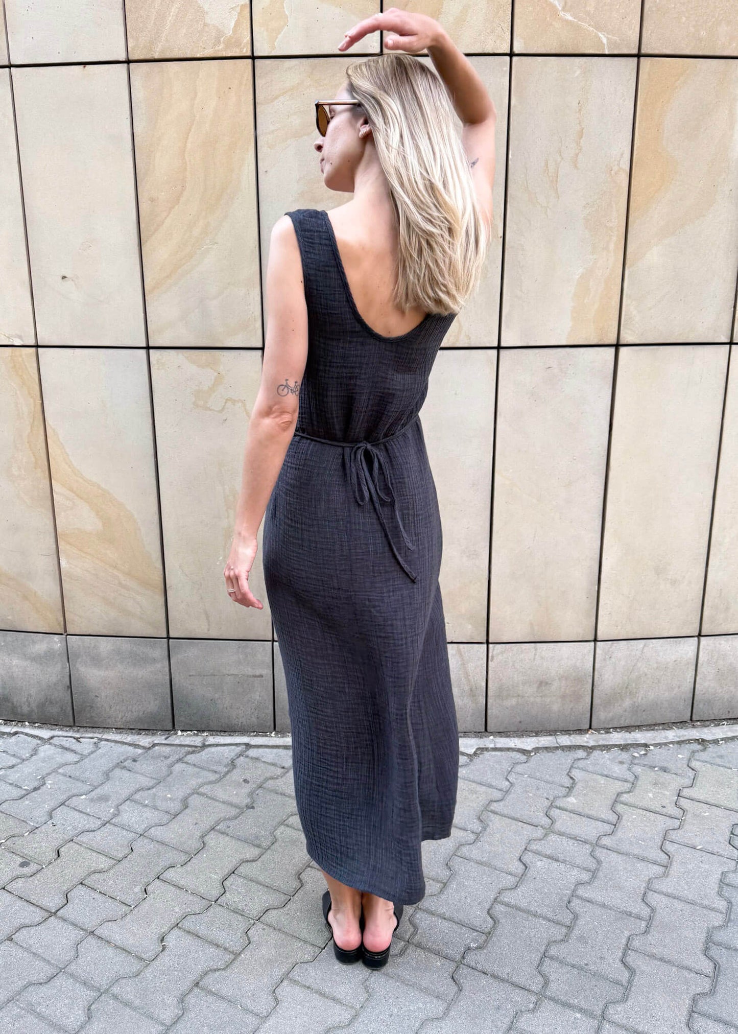 SUKIENKA Bonnie SZARA