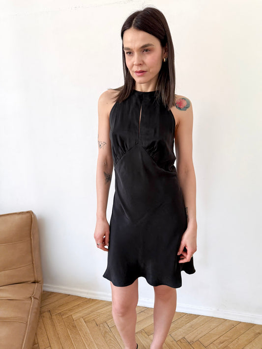 Czarna sukienka mini Luna ASIDE z tkaniny cupro