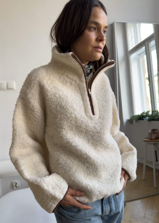 WEŁNIANA BLUZA Teddy ECRY