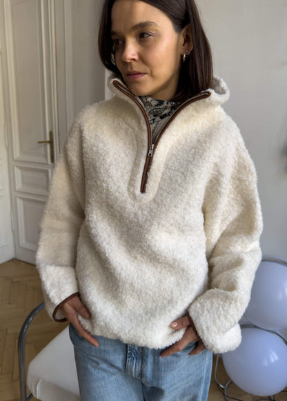 Bluza Teddy ecru Aside – ujęcie 4